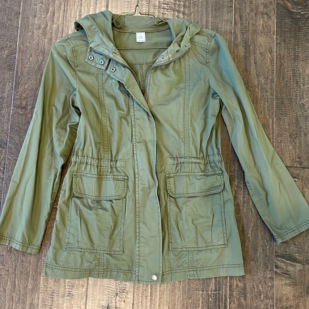 Green lightweight jacket